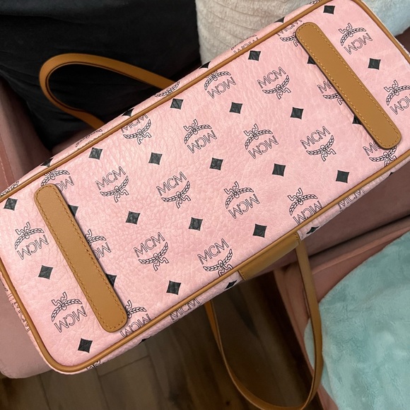 MCM Anya Medium Visetos Zip Top Shopper in Soft pink (Nordstrom Exclusive) - Picture 7 of 9